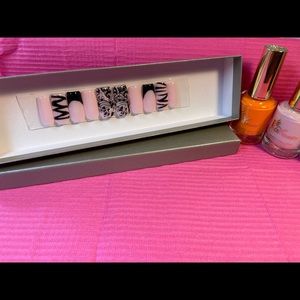 PrettySins Pretty and Polished Press On Nails 💅